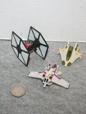 (3) Star Wars Starships Diecast Hot Wheels Lot 6